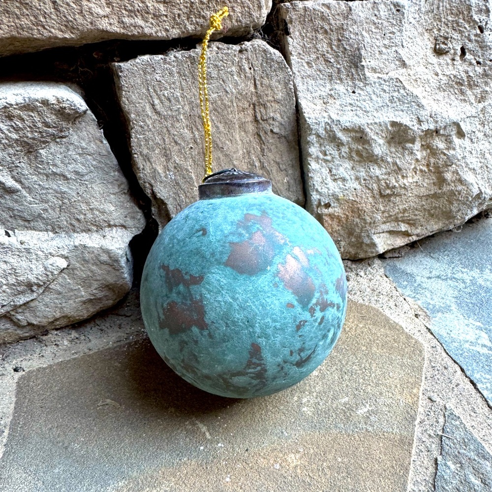 🎄Terrain- Marbleized Glass Globe Ornament